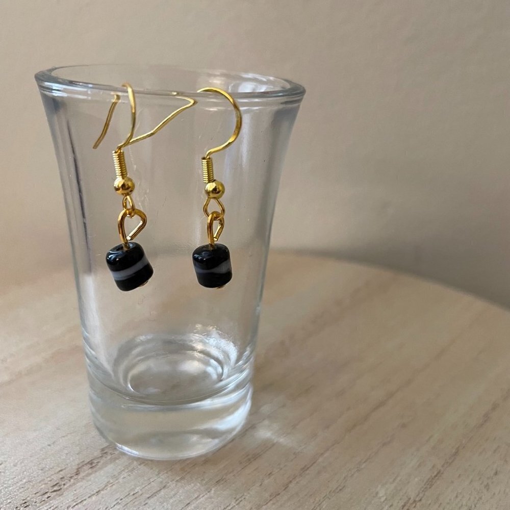 Dainty Black and White Beaded Earrings